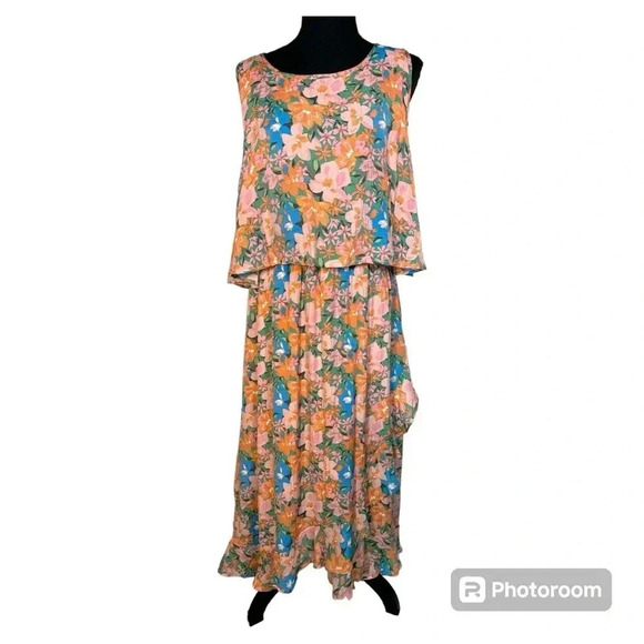 marissa oliva Dresses & Skirts - Marissa Olivia Floral Flowey Maxi Dress size XL